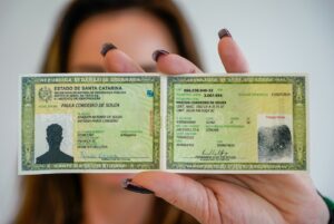 Dez milhões de brasileiros têm a nova Carteira de Identidade