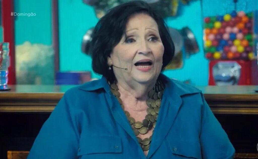 Dona Déa promete trocar Globo pelo SBT após “incômodo” com