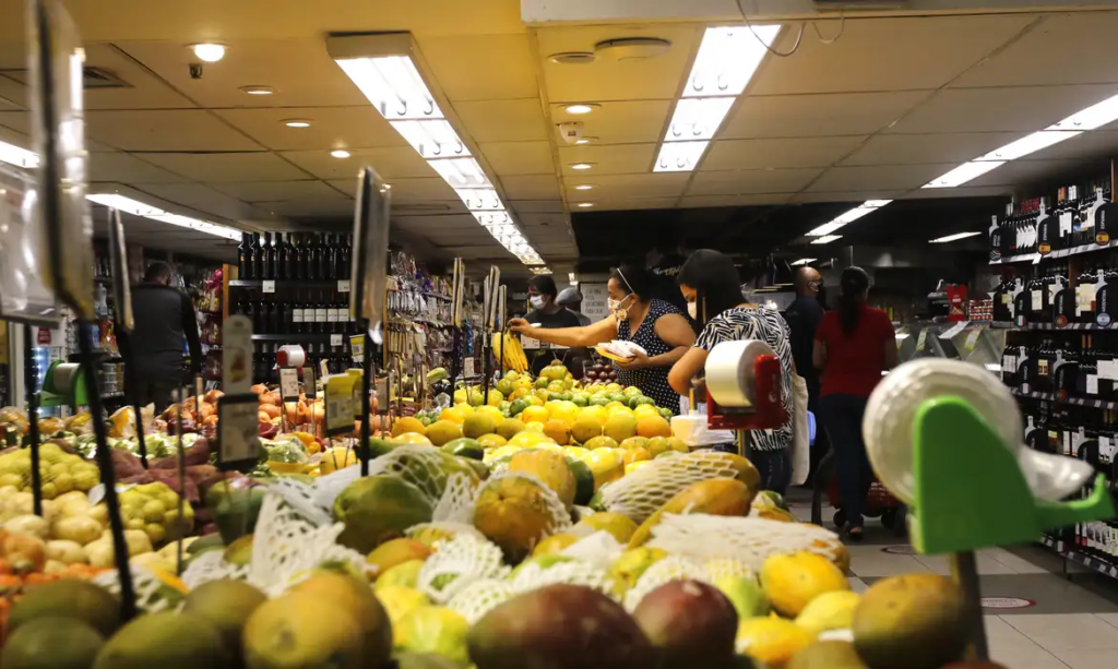 Economia brasileira cresceu 0,25% em maio, segundo Banco Central