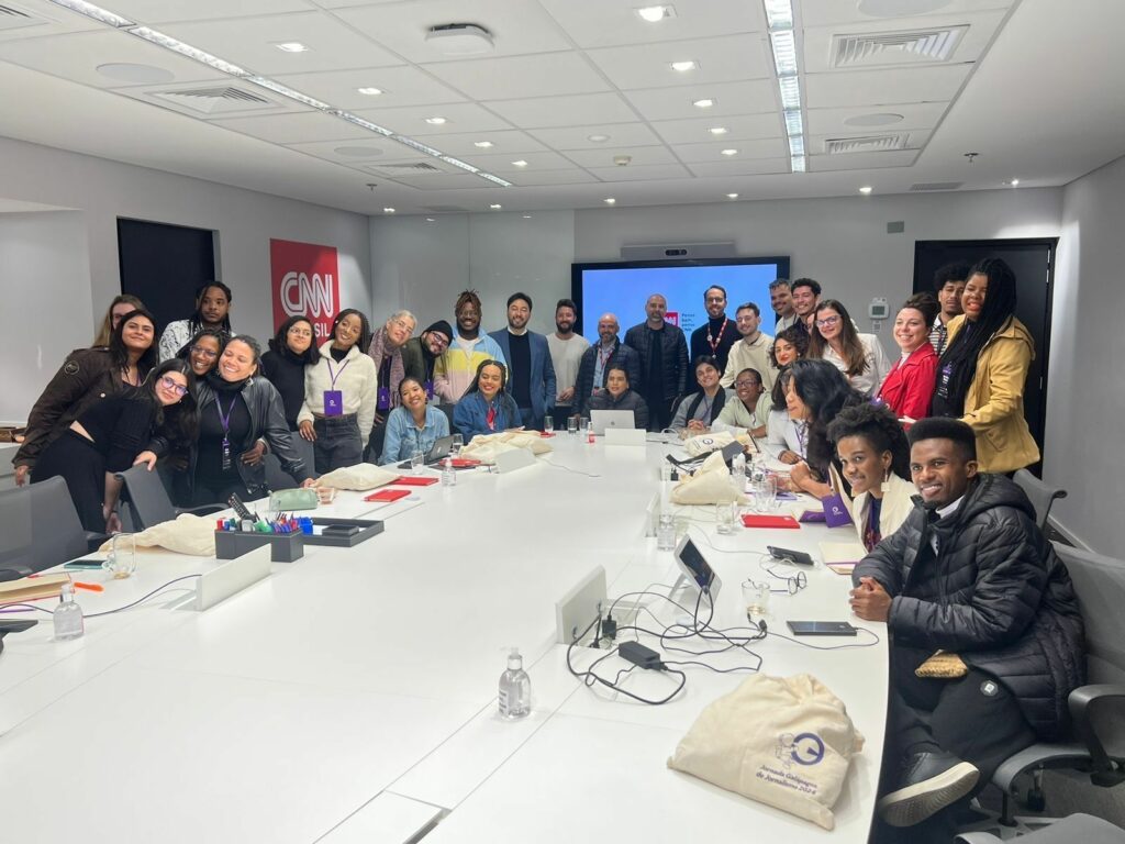 Jornalistas da Jornada Galápagos participam de palestras na CNN Brasil