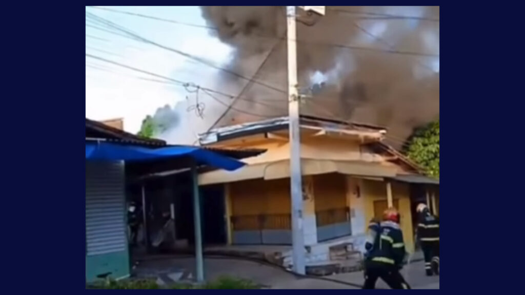 Lojas são destruídas em incêndio na Cidade Operária, em São