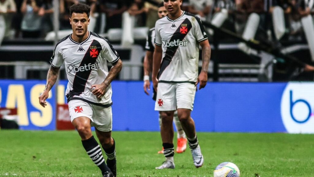 Philippe Coutinho tem reestreia discreta no Vasco em derrota para