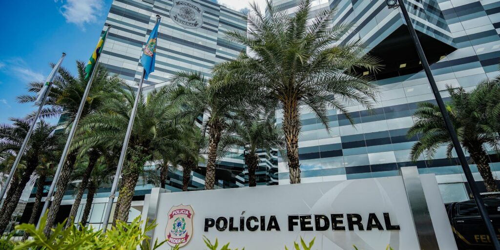 Polícia Federal faz operação contra contrabando de Botox