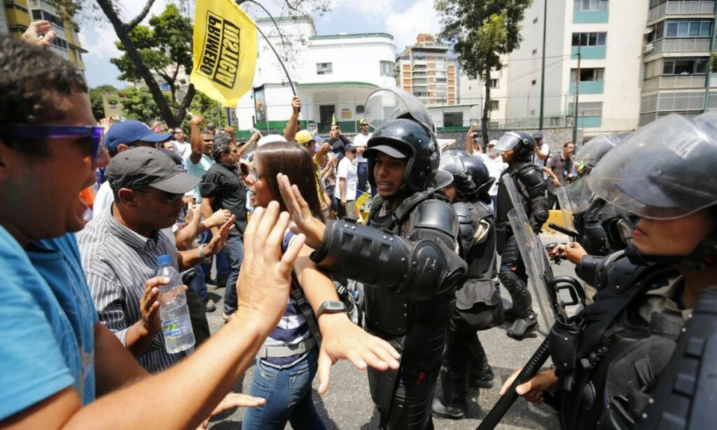 Protestos na Venezuela deixam sete mortos em meio a contestações