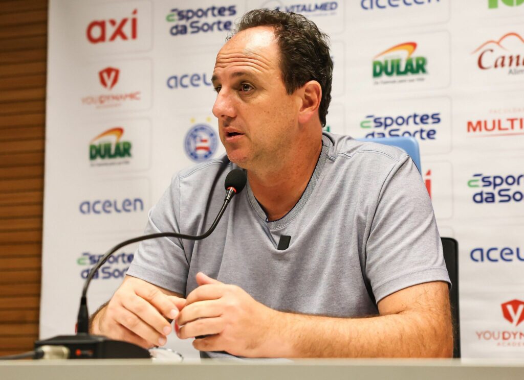 Rogério Ceni reage às declarações de John Textor, do Botafogo,