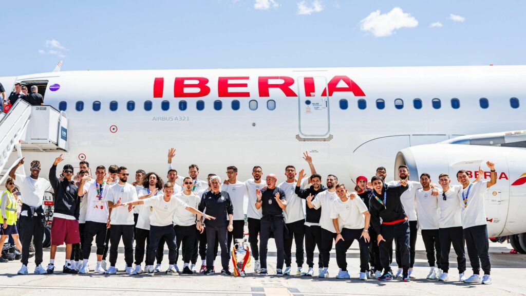 Seleção Espanhola chega a Madri após vencer a Eurocopa na