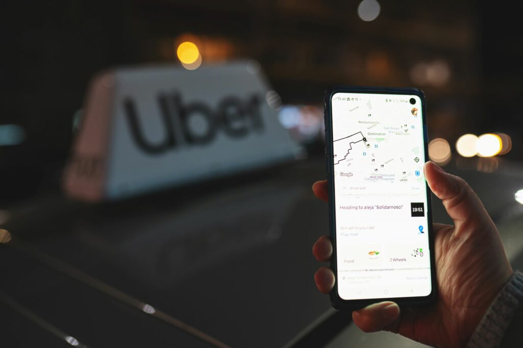 Uber vai mostrar tempo médio de espera e custo das