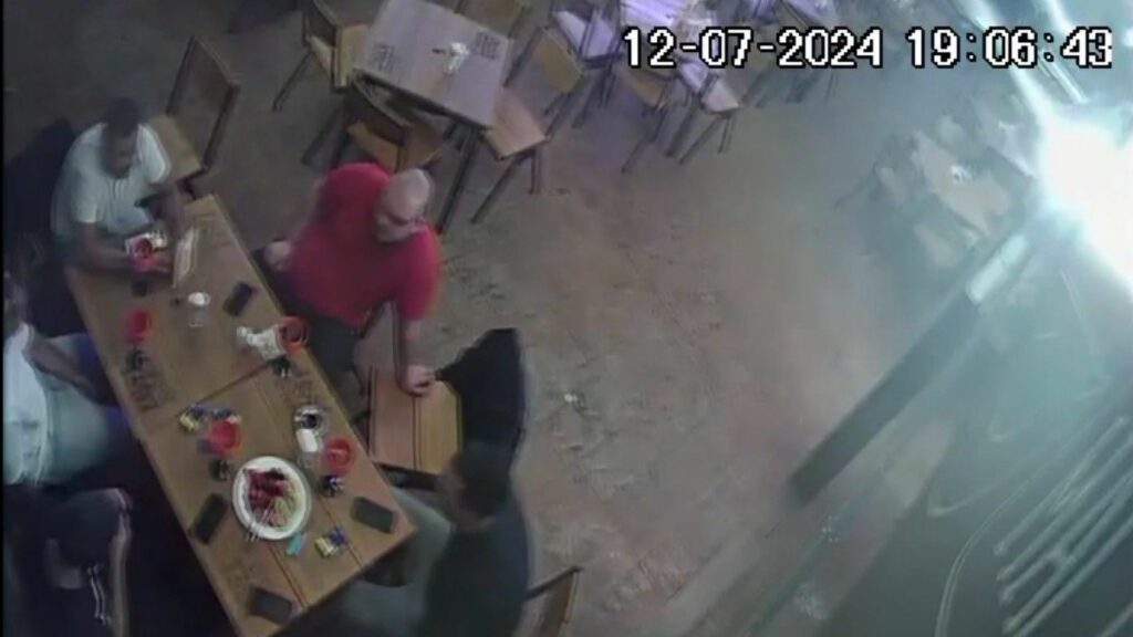 Vídeo mostra amigos em bar antes de acidente que matou