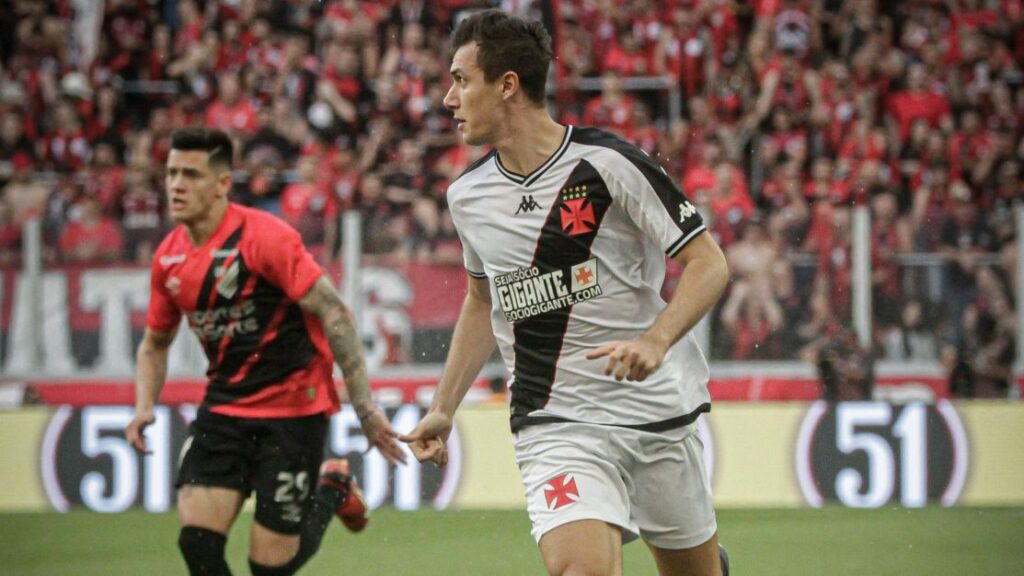 Adversários na Copa do Brasil, Vasco sofre contra Athletico-PR; veja