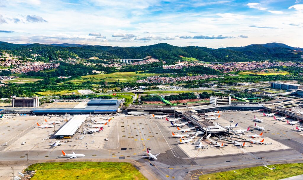 Aeroporto de Guarulhos (SP) cancela voos por falha em GPS