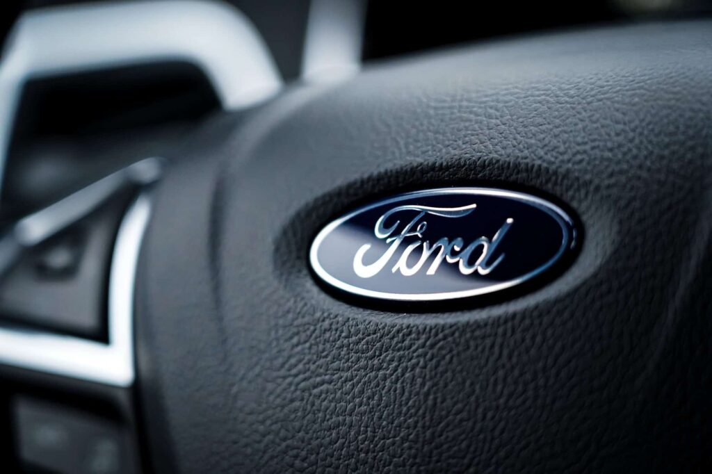 Como deve ser o primeiro carro elétrico barato da Ford