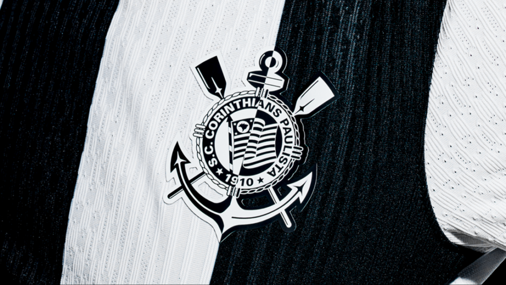 Corinthians lança terceira camisa para a temporada; veja imagens