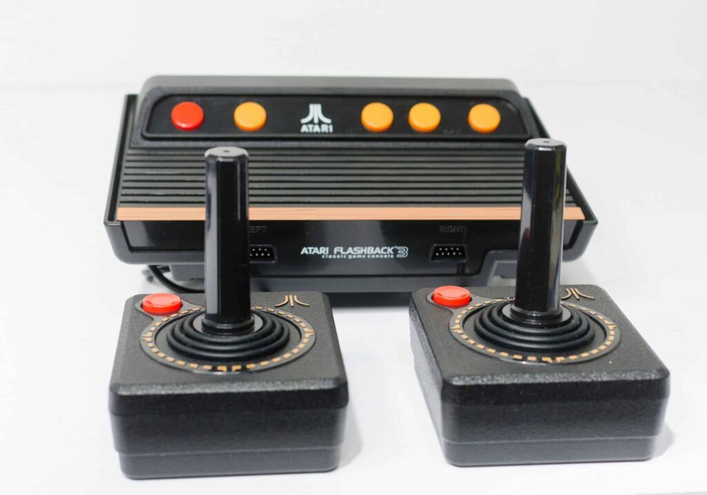 Destruidor de joystick: relembre jogo de Atari inspirado nas Olimpíadas