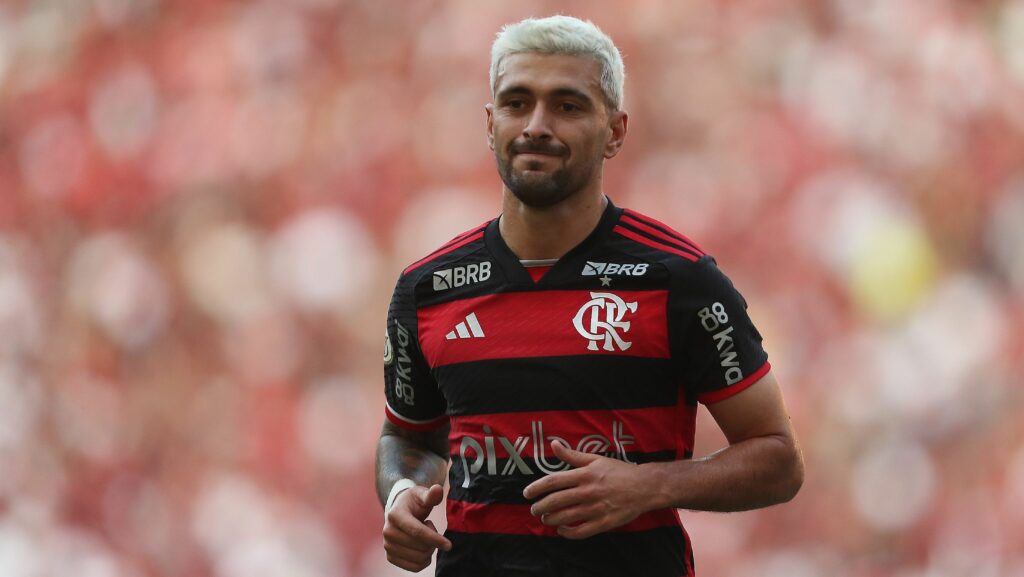 Flamengo confirma lesão e perde mais um titular para decisão