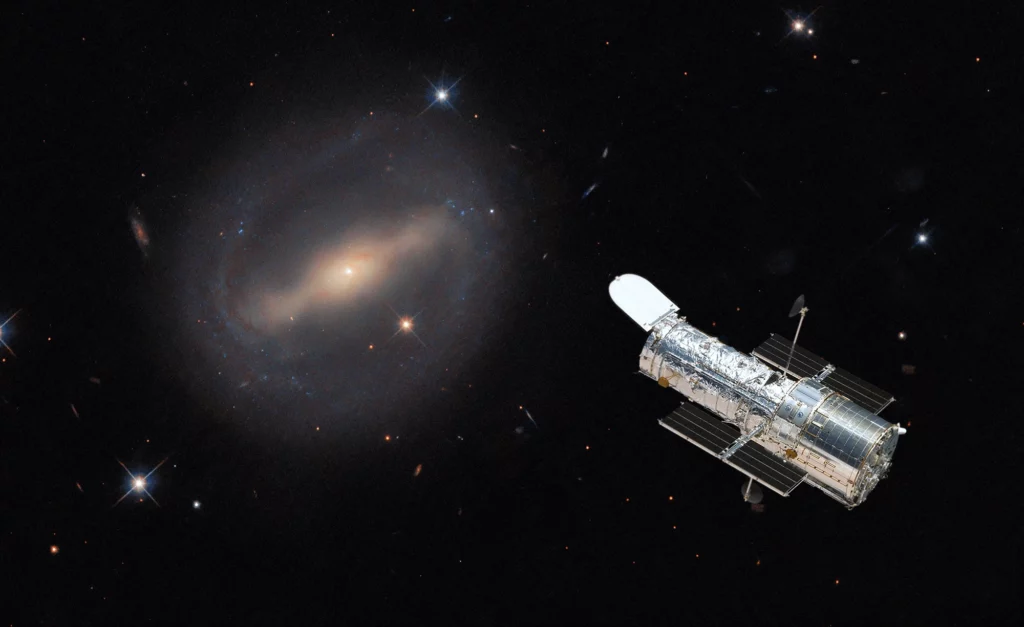 Hubble captura galáxia peculiar em forma de anel