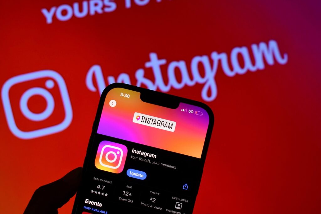 Instagram agora permite até 20 fotos ou vídeos em uma