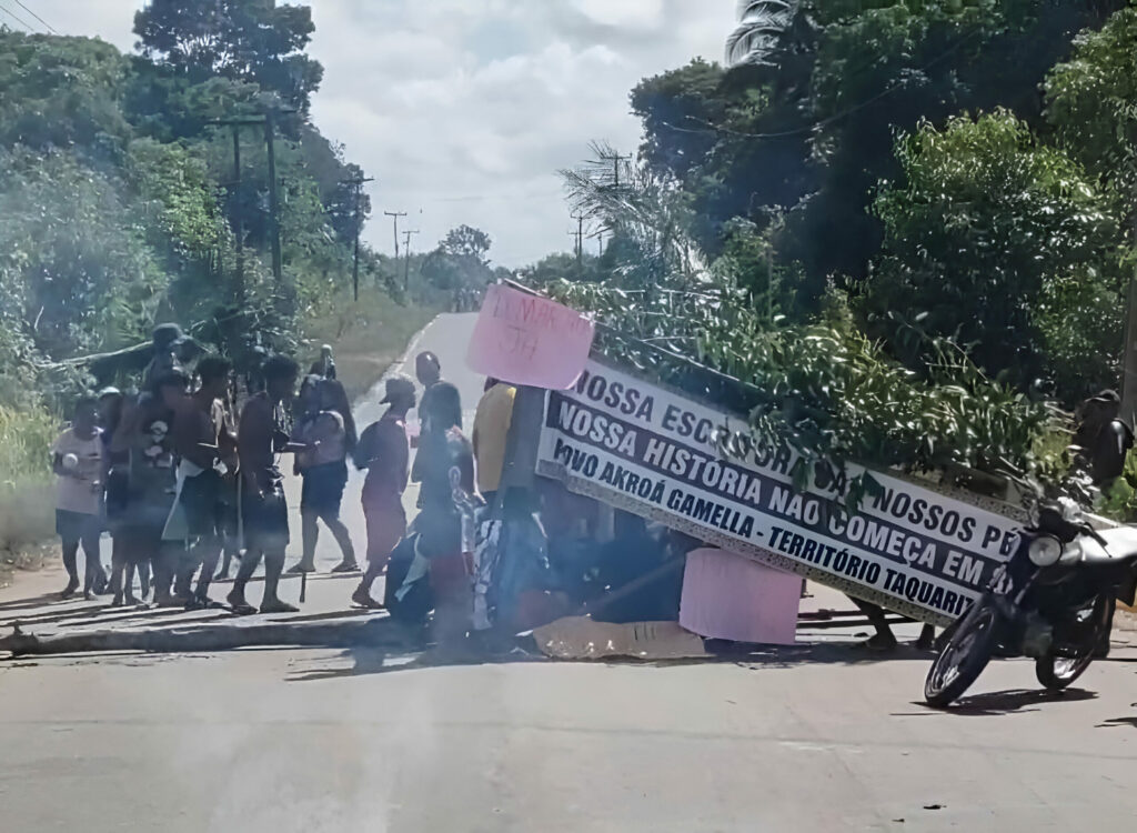 Marco Temporal: indígenas bloqueiam estradas no interior do Maranhão em