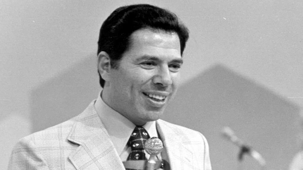 Silvio Santos não era nome real, gastava R$ 100 mil