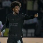 Talismã? Talles Magno marca segundo gol pelo Corinthians e destaca