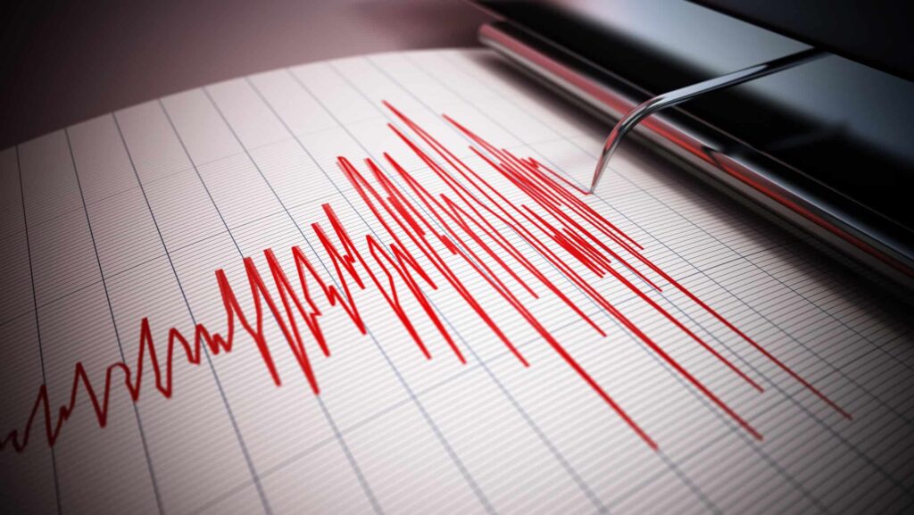 Terremotos atingem o Japão e geram alerta de tsunami