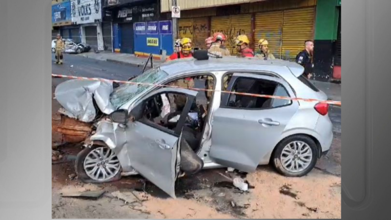 Acidente com três veículos deixa oito feridos em BH