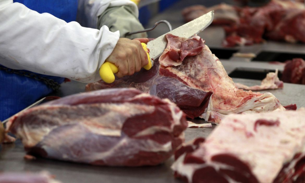 Brasil consegue aprovação para vender carne bovina ao Canadá; entenda