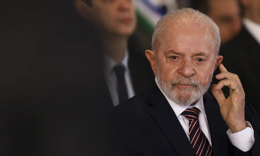 Lula convoca reunião extraordinária para discutir tensão com a Venezuela