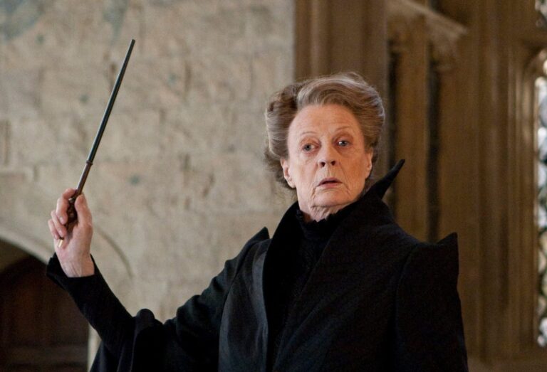 Maggie Smith, estrela de Harry Potter, morre aos 89 anos