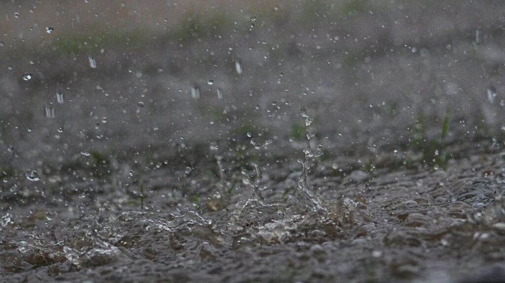 Mudança no tempo: frente fria, chuva e temperaturas mais baixas