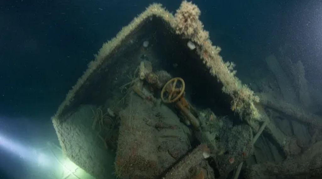 Naufrágio de navio de guerra é descoberto após mais de