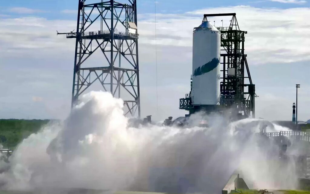 Novo foguete da Blue Origin passa por teste de fogo