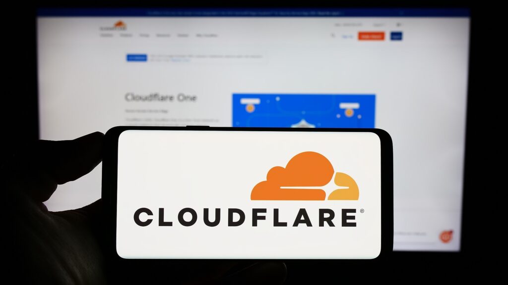 O que é Cloudflare, chave para o X/Twitter voltar a