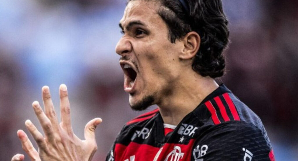 Pedro, do Flamengo, sofre lesão e é cortado da seleção