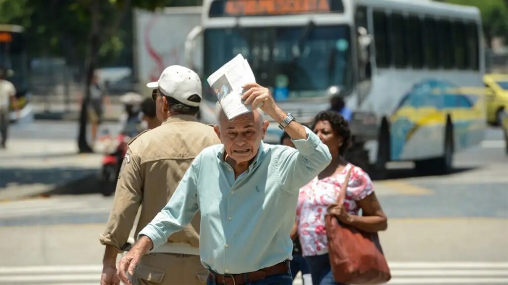 Primavera ou verão? Onda de calor cobre quase todo o