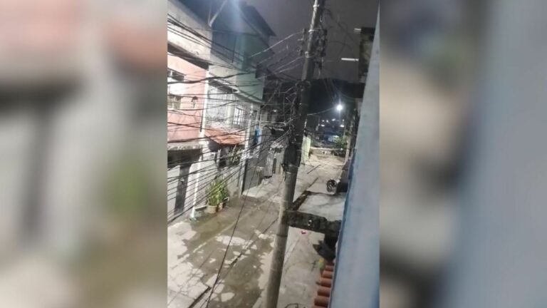 RJ: moradores relatam tiroteio entre facções rivais na Vila Kennedy;