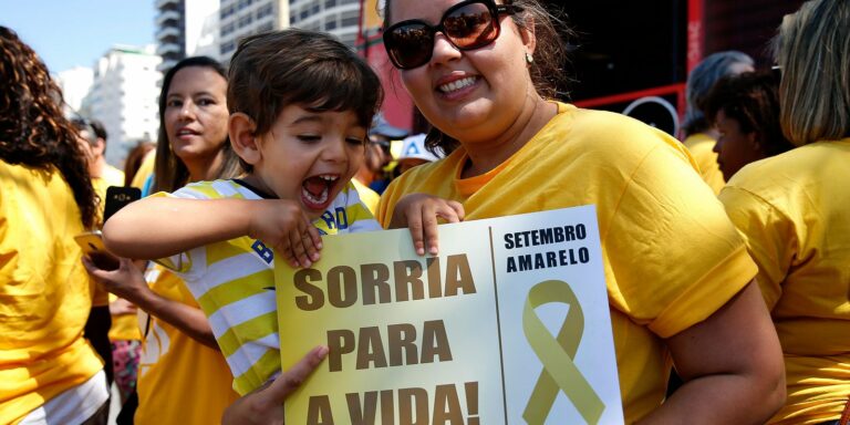 Saúde e Opas lançam guia de prevenção ao suicídio em