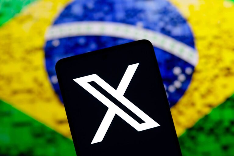 X/Twitter volta a ficar indisponível no Brasil