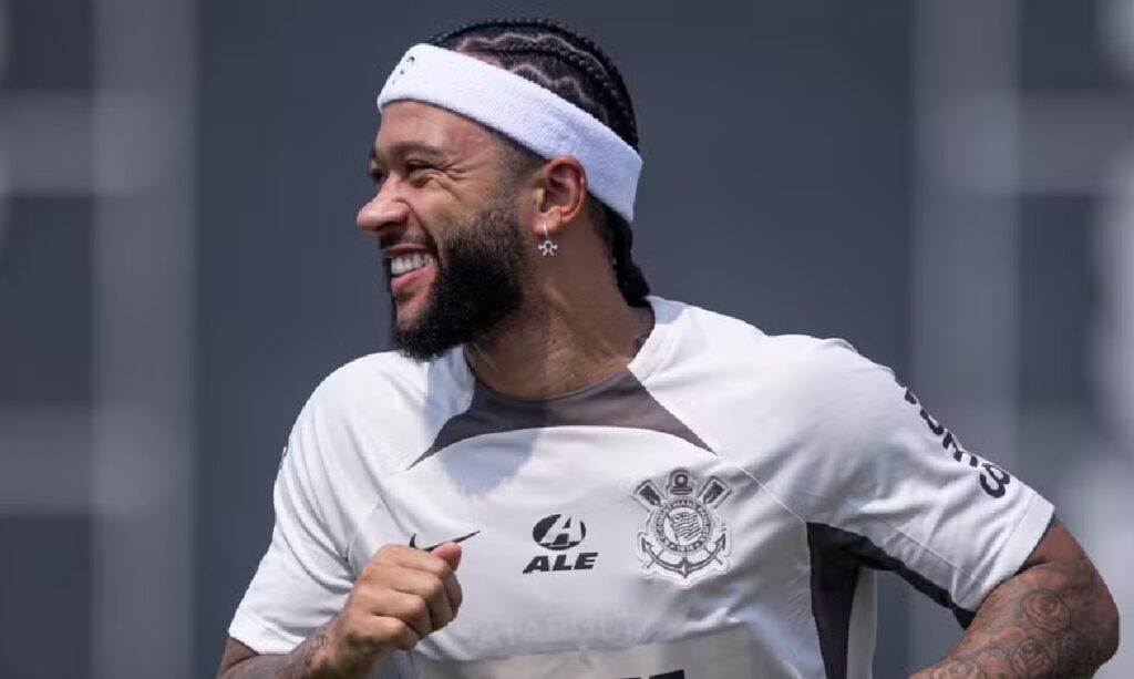 onde assistir a estreia de Memphis Depay no Brasileirão