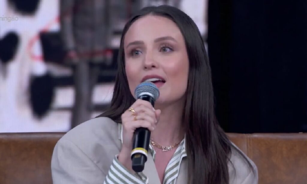 Após Maisa Silva, Globo negocia com Larissa Manoela para protagonizar