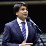 Deputado Pedro Paulo protocola projeto para instalar bloqueadores de sinal