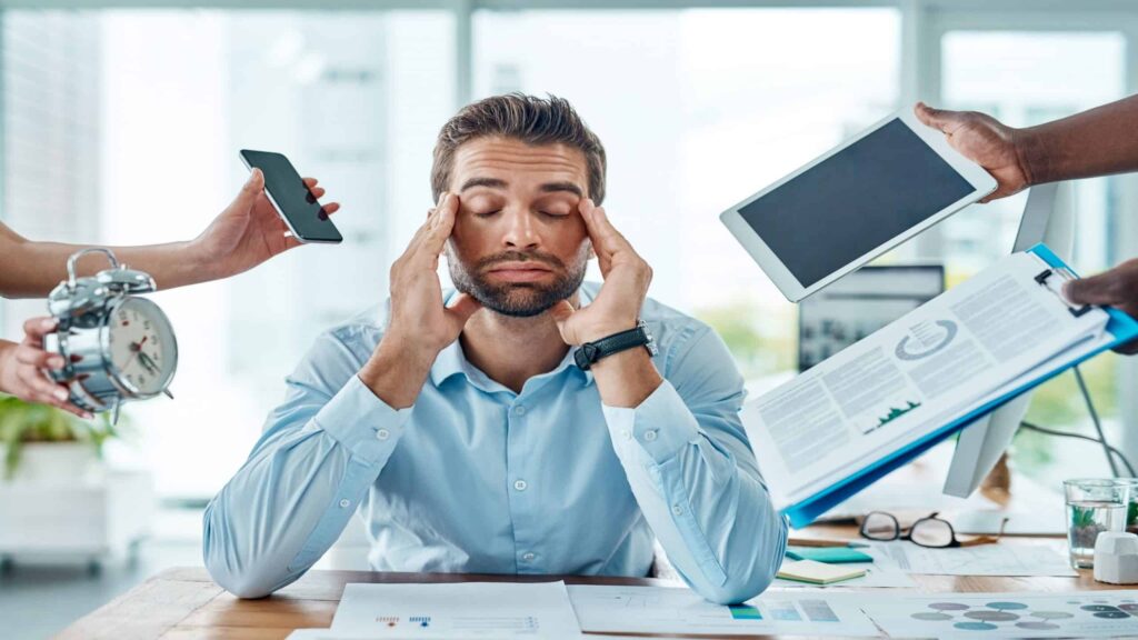 Estressado no trabalho? Essa dica é gratuita e ainda melhora