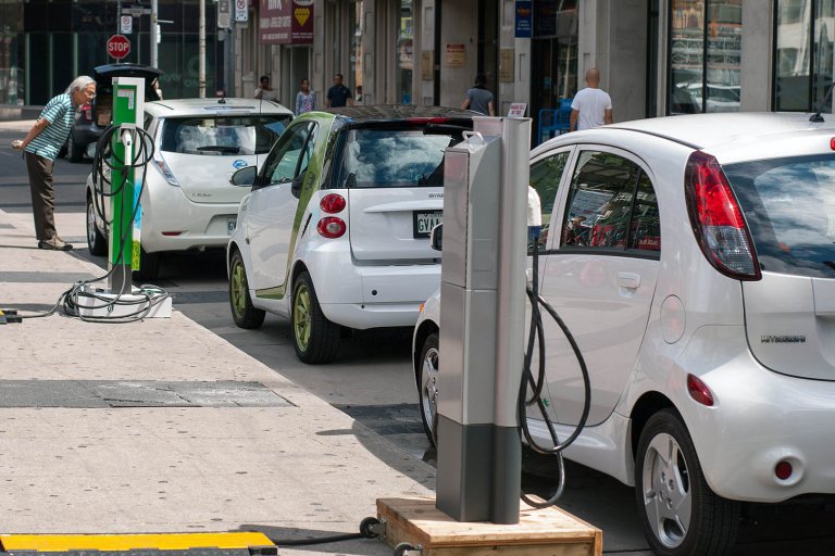 Europa impõe pesadíssimas tarifas para importações de carros elétricos da