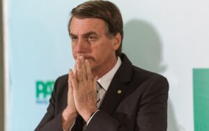 Mudanças na Lei da Ficha Limpa, que podem beneficiar Bolsonaro,