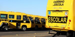 Municípios do Ceará ganham 113 novos ônibus escolares