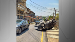 Noivo bate carro a caminho do casamento no RJ