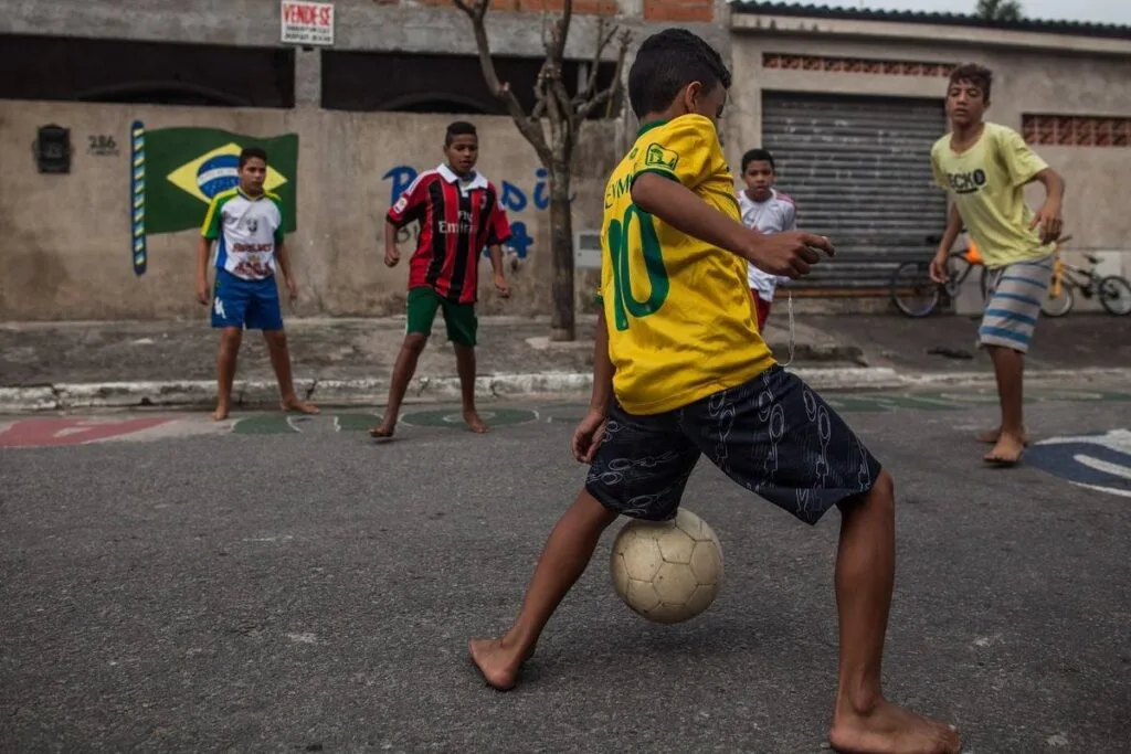 O que nos ensina o futebol de rua