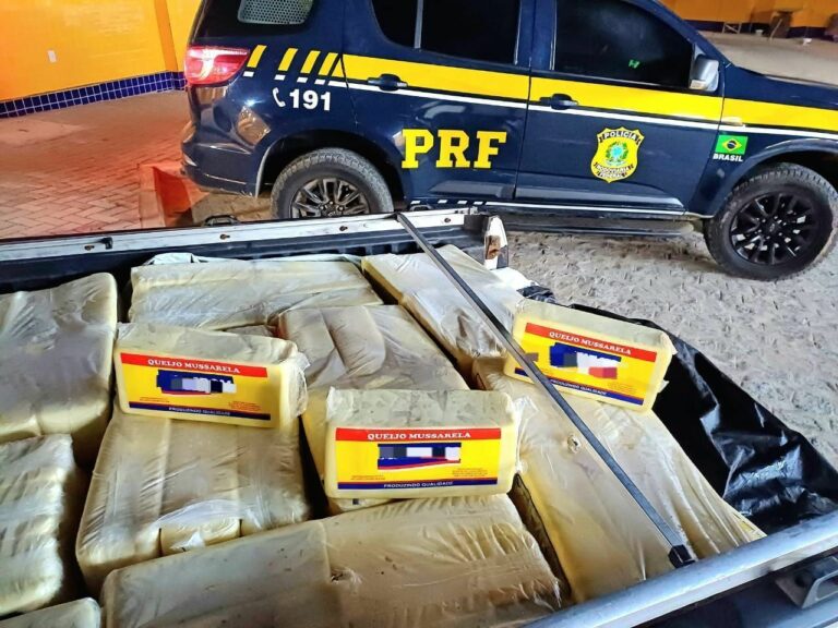 PRF apreende 600 kg de laticínios irregulares sem refrigeração em