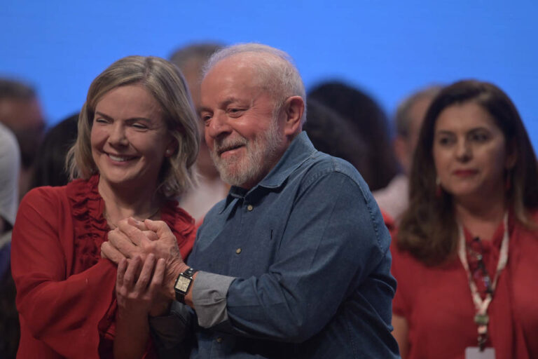 PT prepara conferência nacional em dezembro para definir renovação partidária