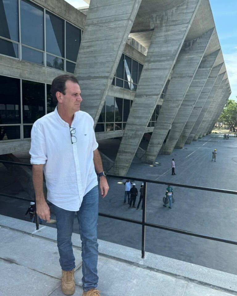 Paes visita obras no MAM para o G20 e dispara: