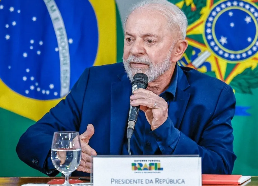 Pesquisa AtlasIntel/Bloomberg aponta que desempenho de Lula é aprovado por